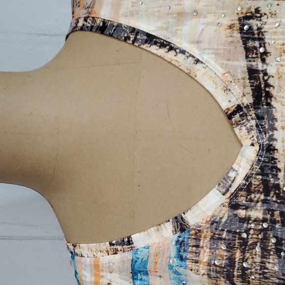 Summer Blouse/Knit Chic Blouse/Top - Picture 6 of 9